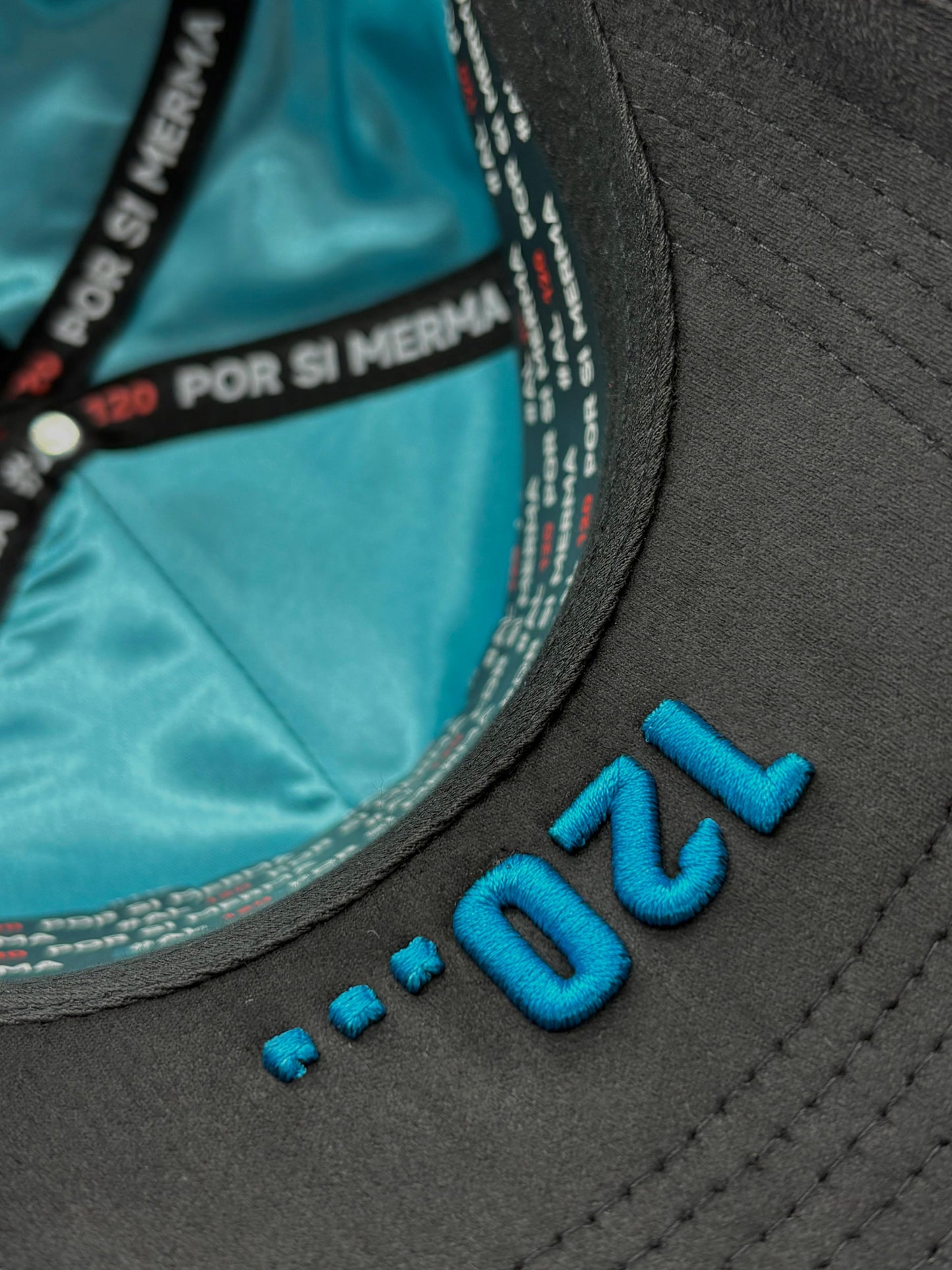 120 HATS "MODELO CIENTO VEINTE"