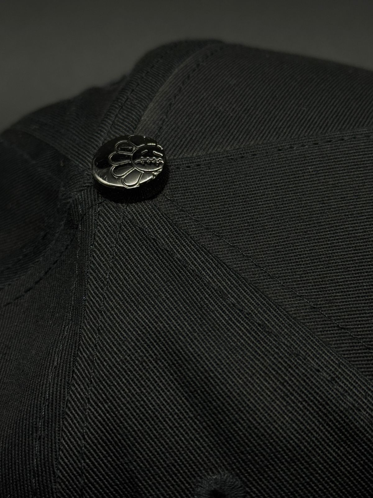 THIRTY ONE HATS " MURAKAMI "