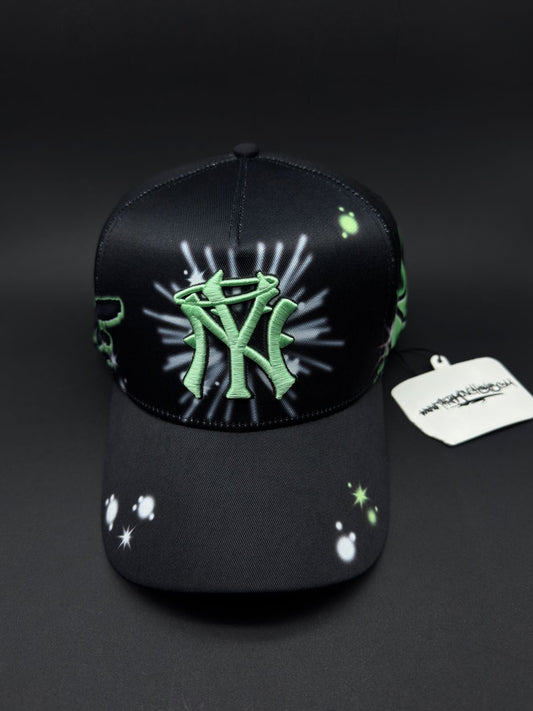 THIRTY ONE HATS  " NY GRAFFITI "