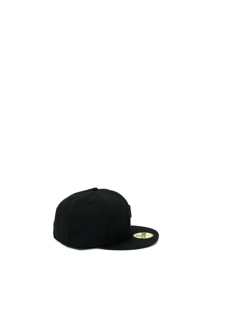 NEW ERA "PITTSBURGH PIRATES BLACK ON BLACK 59FIFTY"
