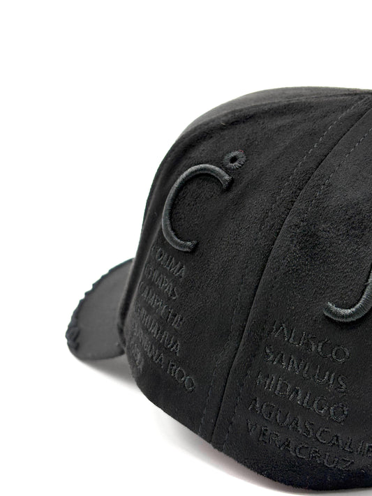 `120 HATS  "22 ESTADOS Y CONTANDO BLACK"