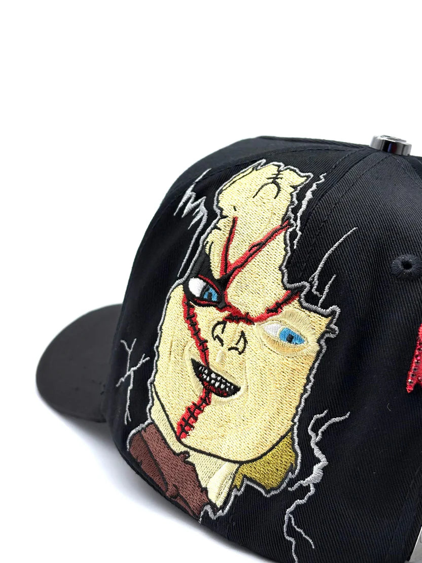 CAPS' FANS "NY CHUCKY"
