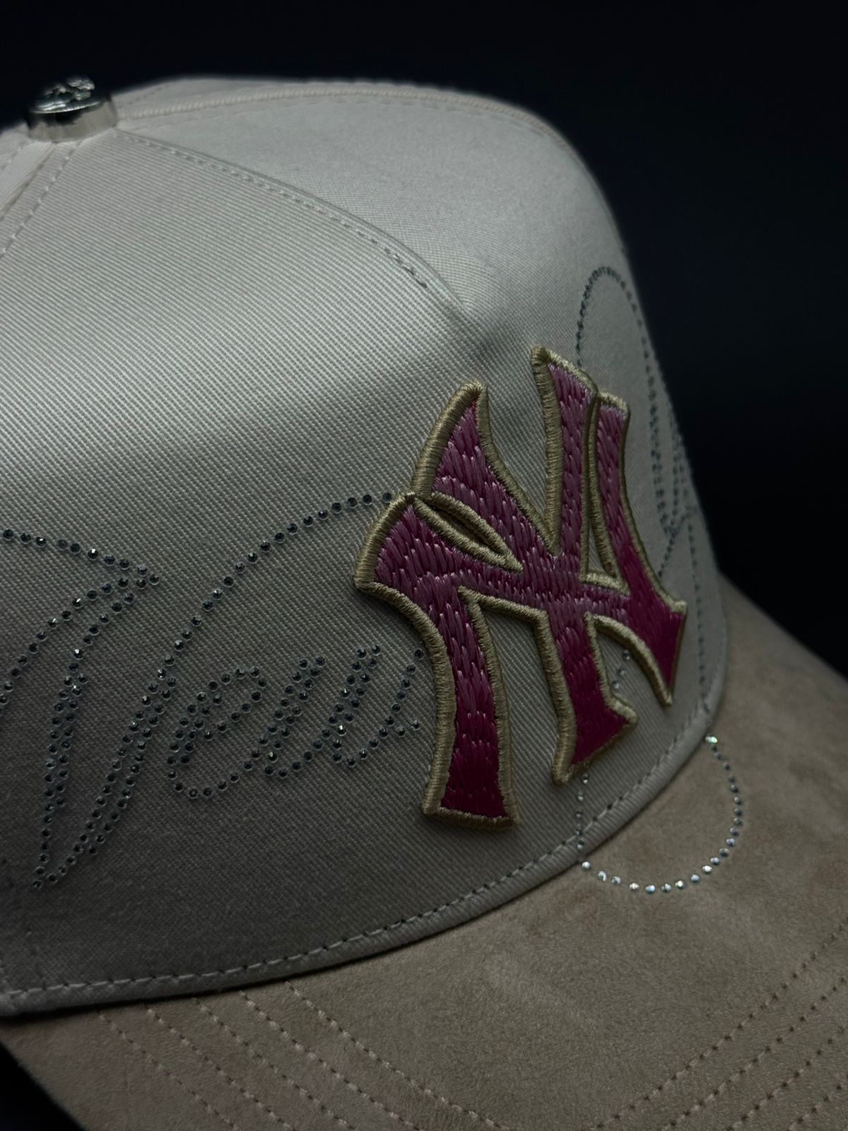 CAPS FANS NEW YORK PINCK