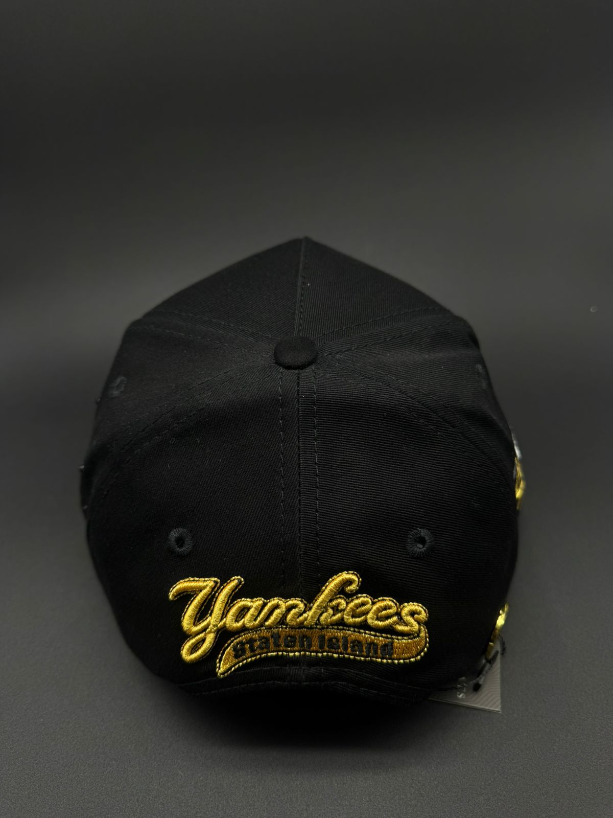 KEVIN HATS NY CRYSTALS GOLD