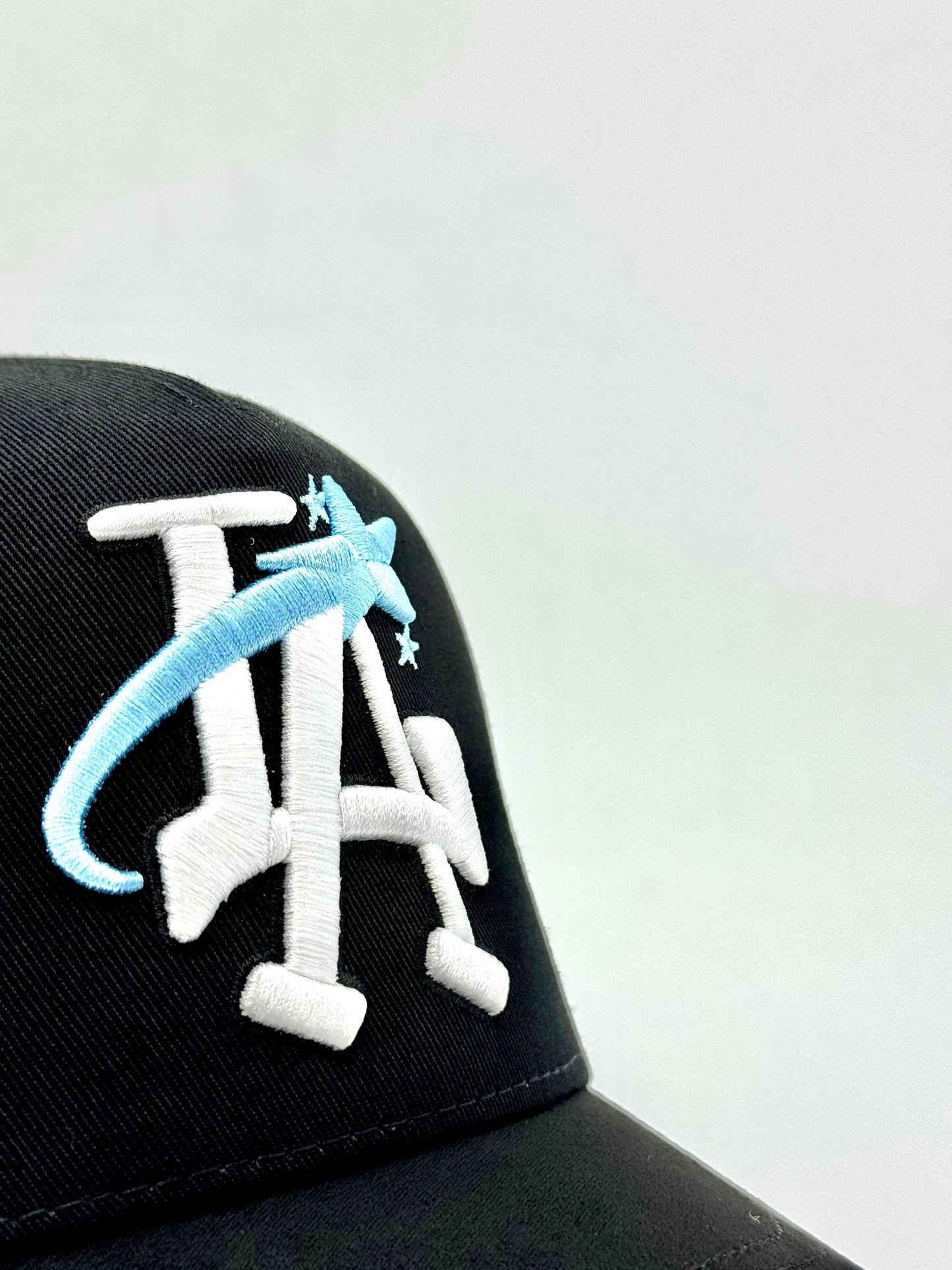 31 HATS EL MAGO "MAGIC CLUB"