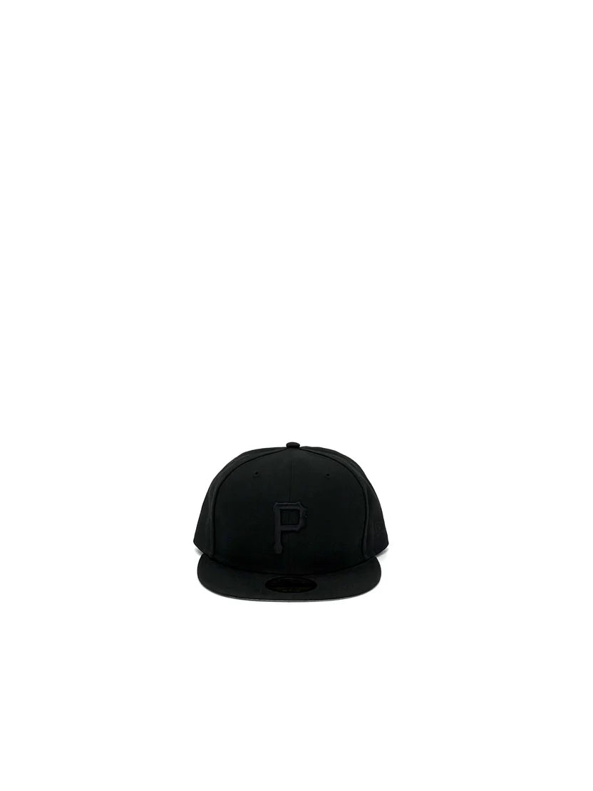 NEW ERA "PITTSBURGH PIRATES BLACK ON BLACK 59FIFTY"