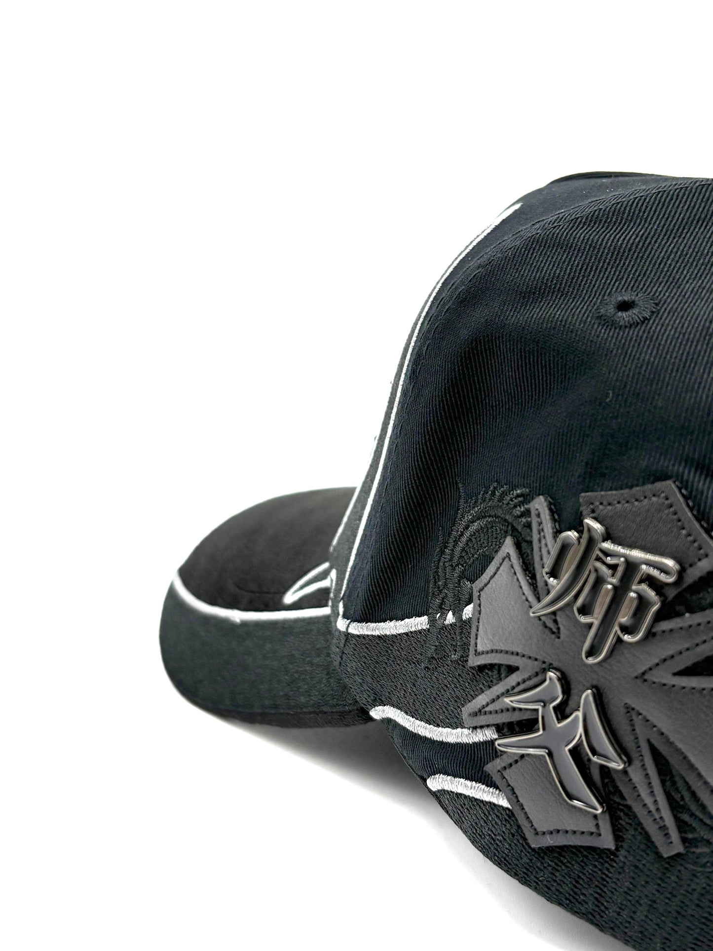 Báez x Shifu "AB'z Total Black"