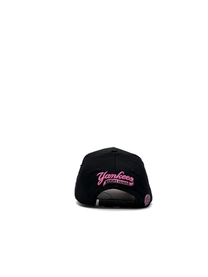 BIG BOSS X KEVIN HATS "NY CRYSTALS PINCK"