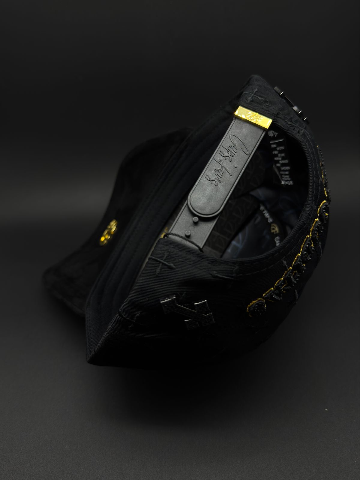 CAPS FANS SAN JUDAS GOLD