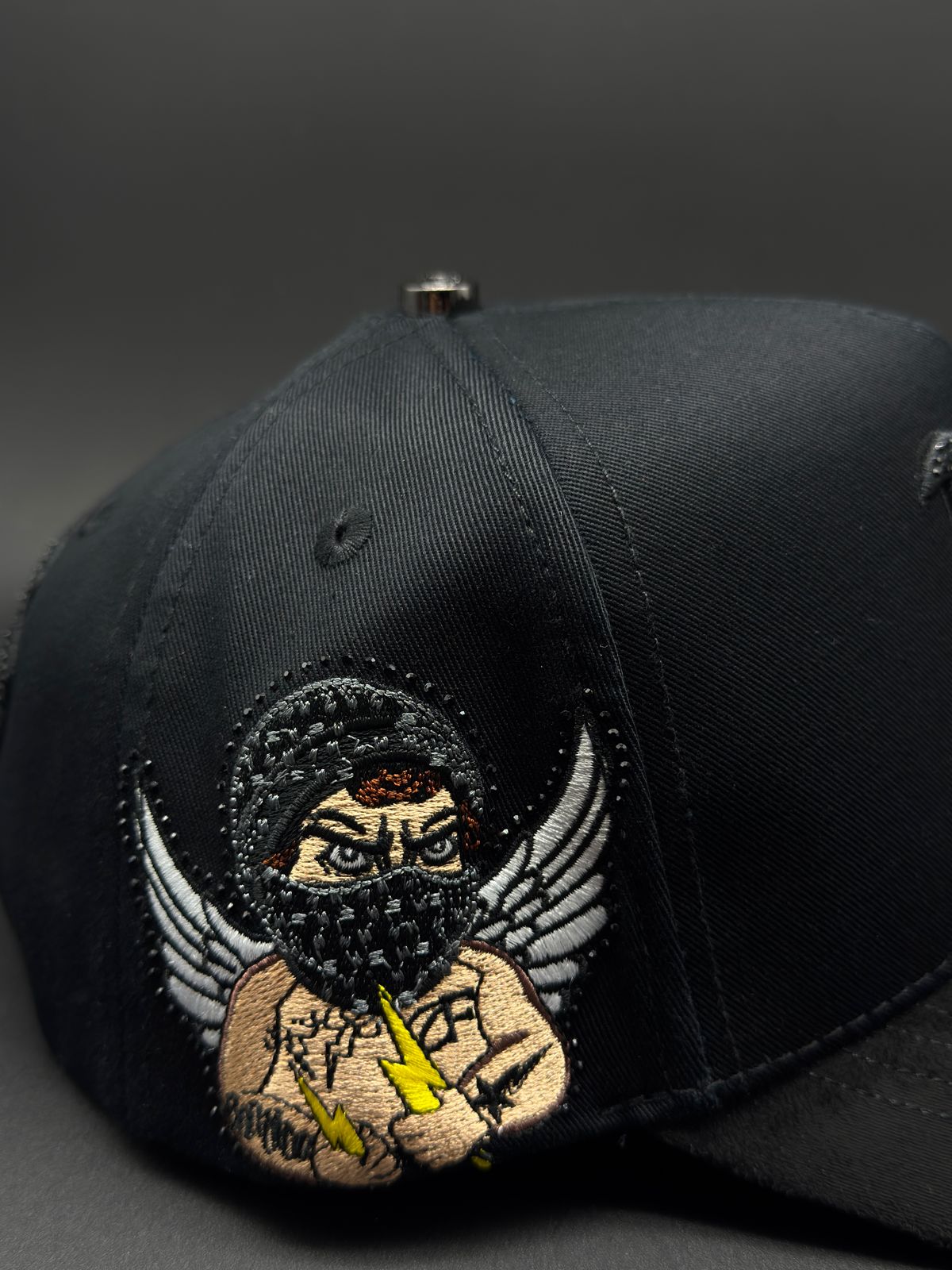 CAPS FANS LA BAD ANGELS