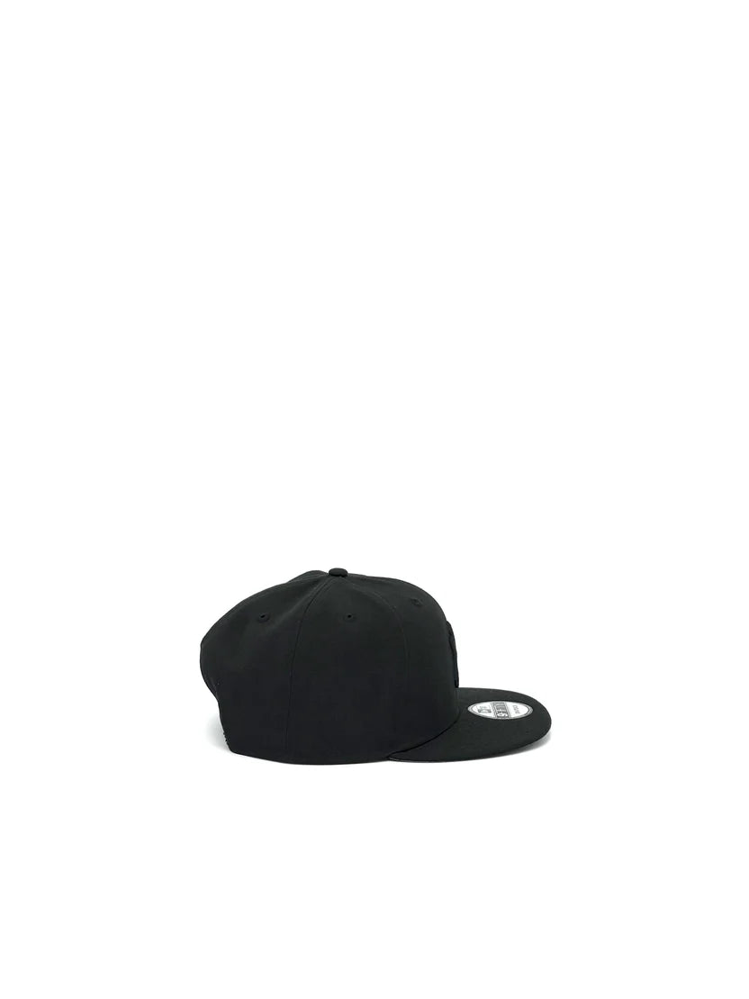 NEW YORK "YANKEES BLACK ON BLACK 9FIFTY SNAPBACK"