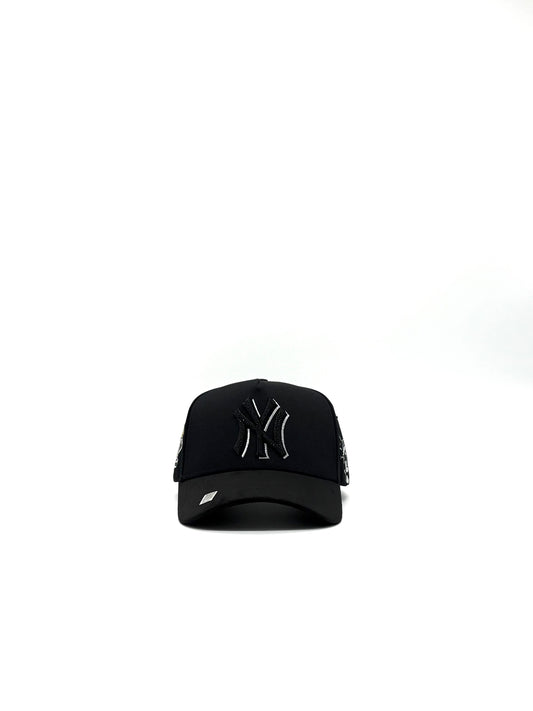 BIG BOSS X KEVIN HATA  "NY CRYSTALS PLATA"